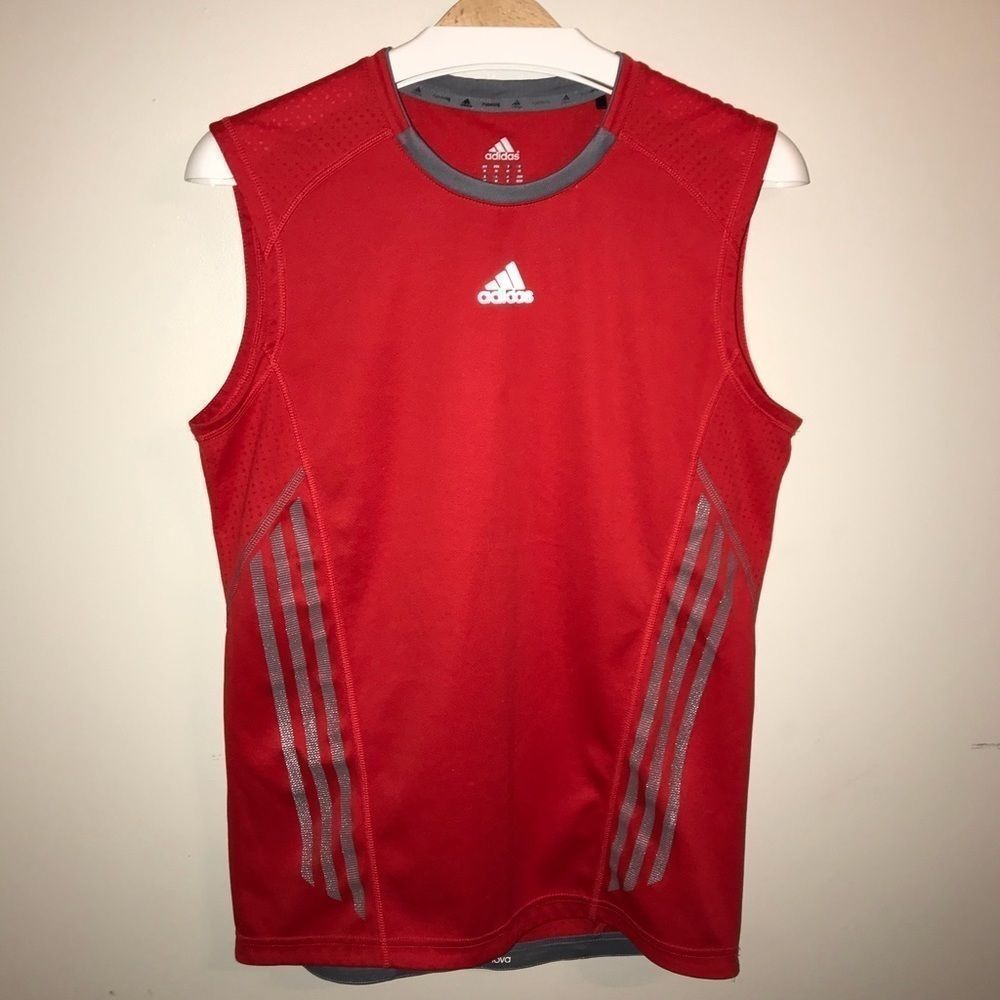 adidas Red Sleeveless Athletic Sleeveless Top Medium
